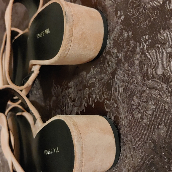 Via Spiga Pink Swede Heeled Slip Ons - Picture 5 of 8